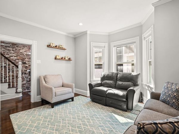 372 Silver St, Unit 1, Boston, MA 02127