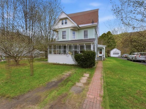84 Middlefield Rd, Chester, MA 01011