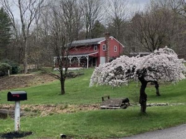 49 Fitzgerald Rd, Charlton, MA 01507