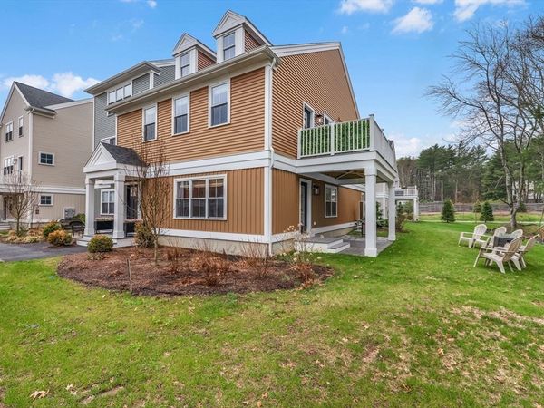 28 Oxbow Road, Unit 14-2, Raynham, MA 02767