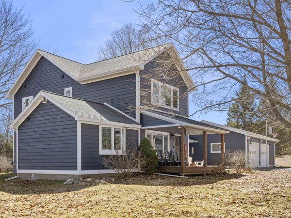 4457 Maidens Road, Onekama, MI 49675