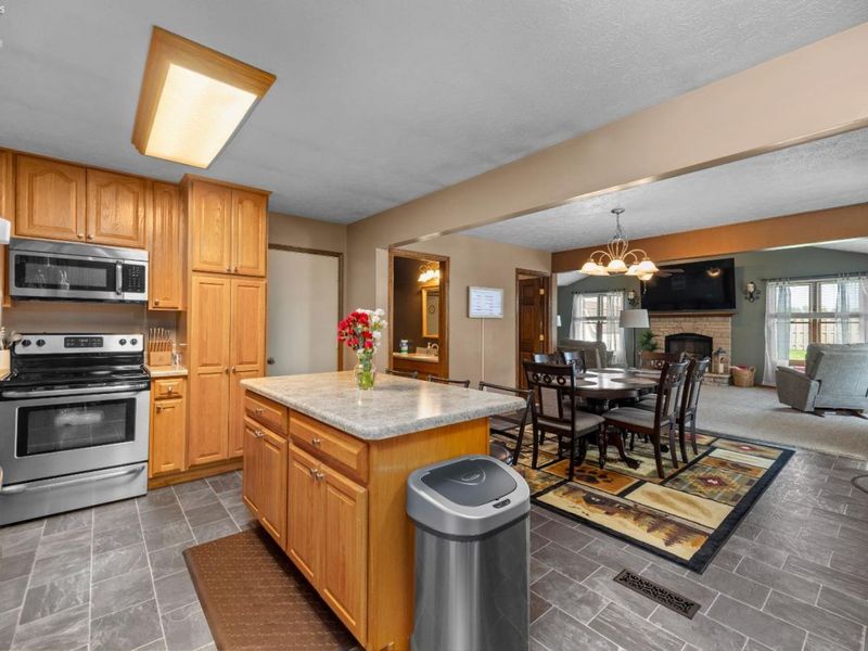 3012 E Bayview Lane, Sandusky, OH 44870 Photo 6