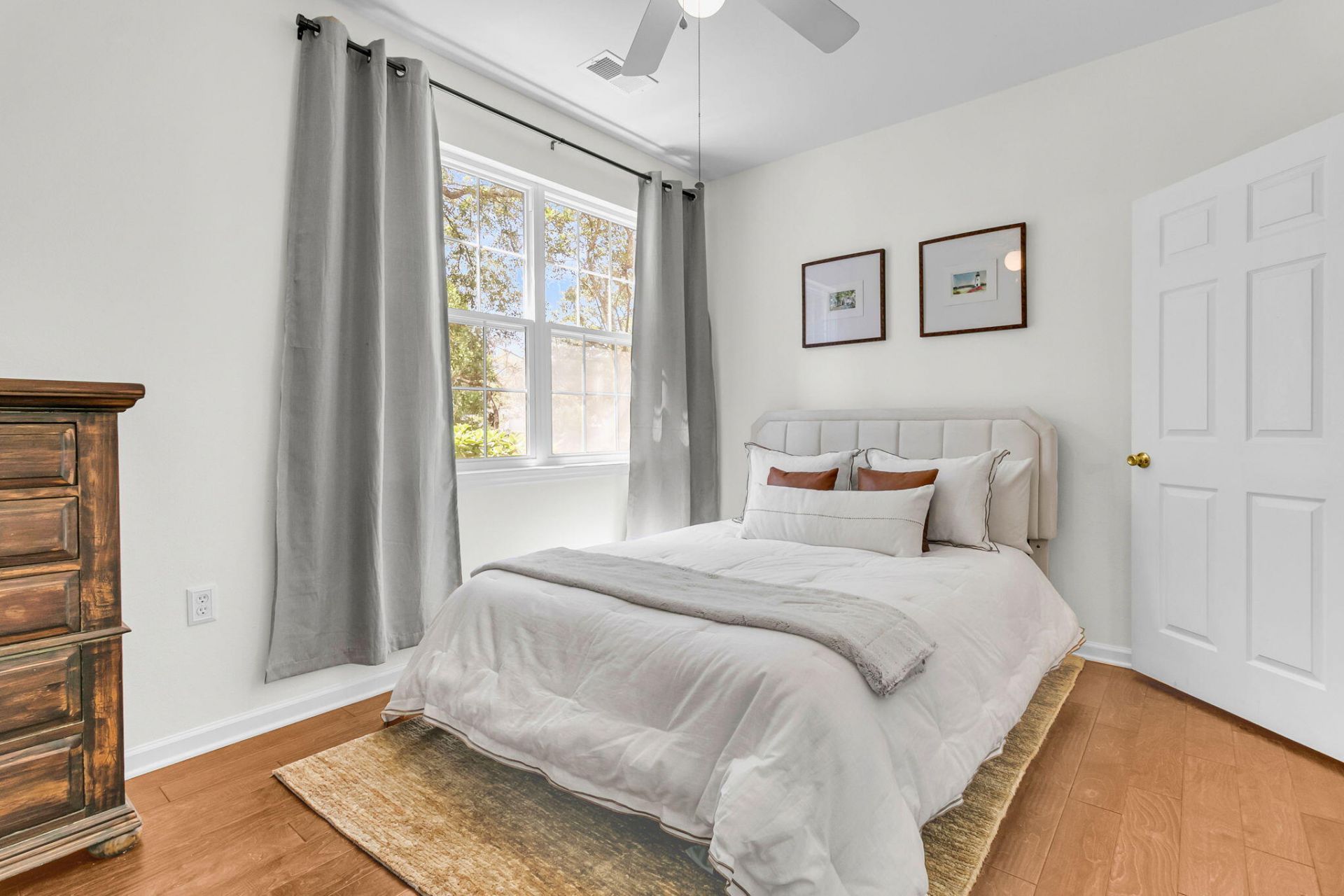 1575 Cambridge Lakes Drive Photo 22