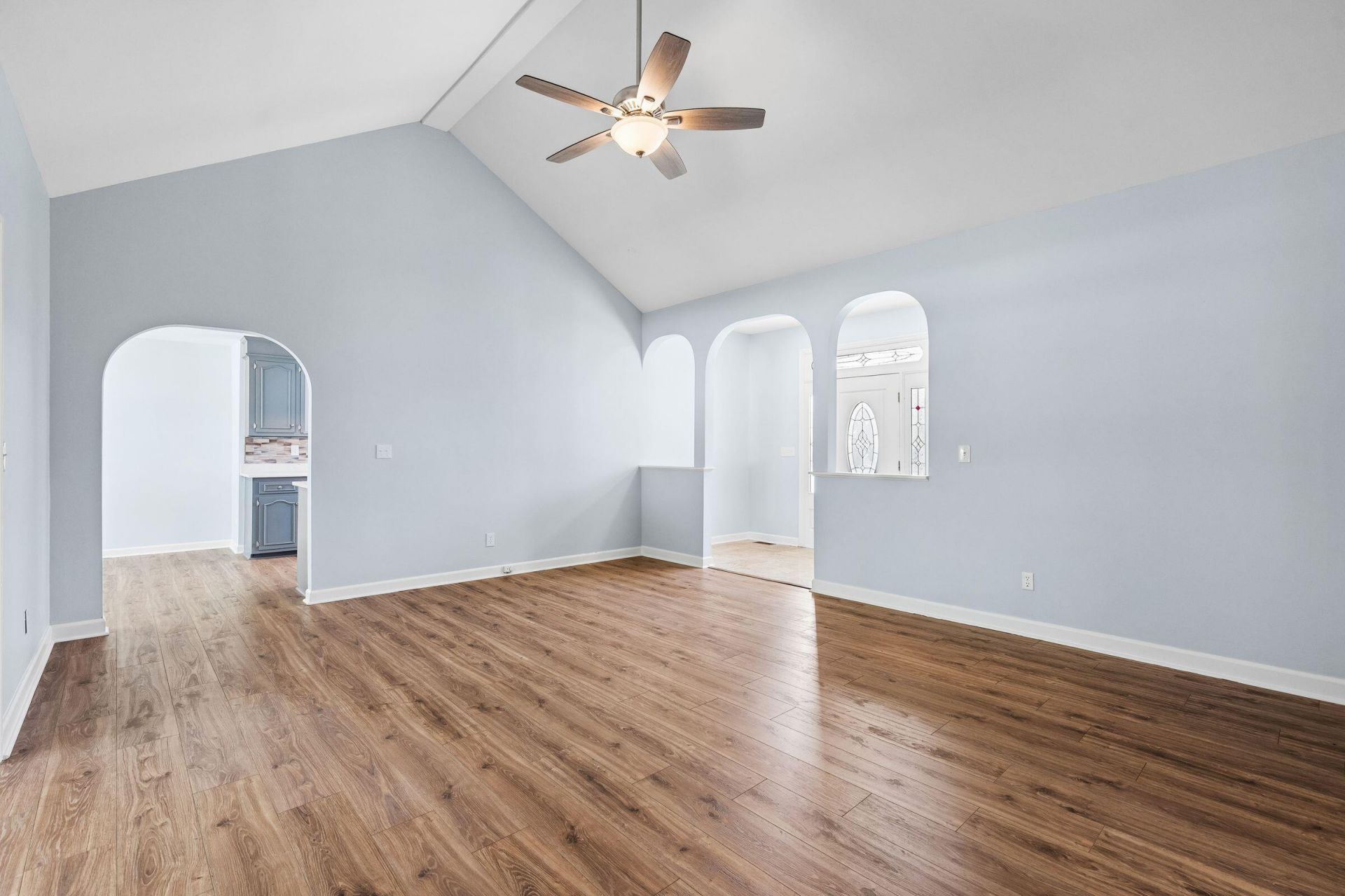 1004 Magnolia Lane Photo 12