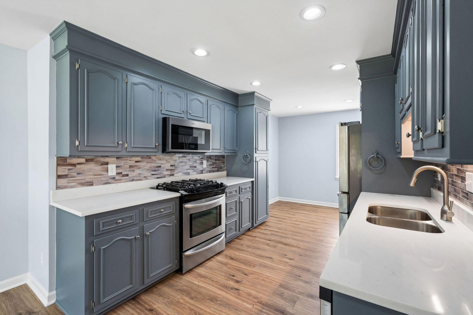 1004 Magnolia Lane Photo 14
