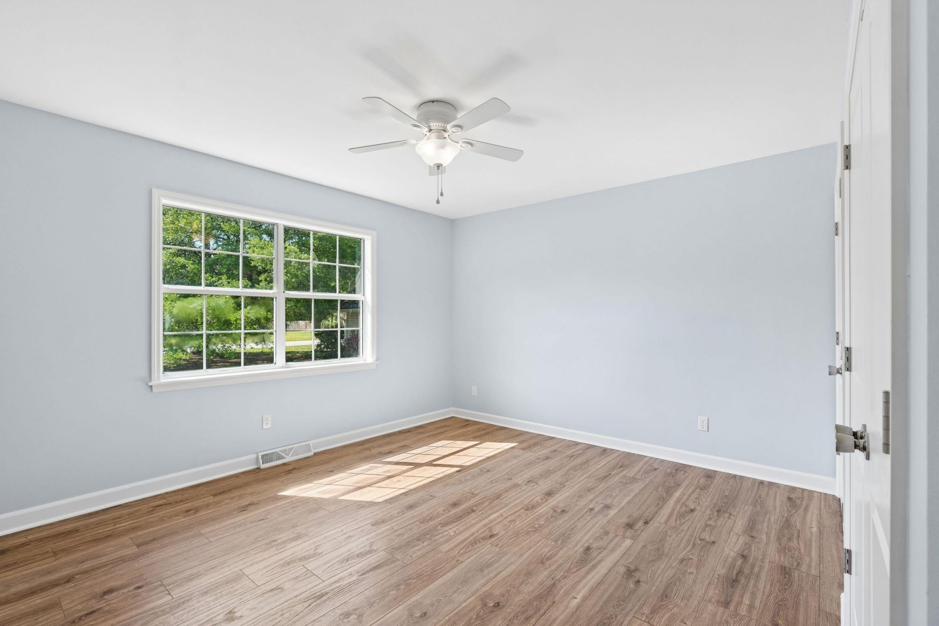 1004 Magnolia Lane Photo 35