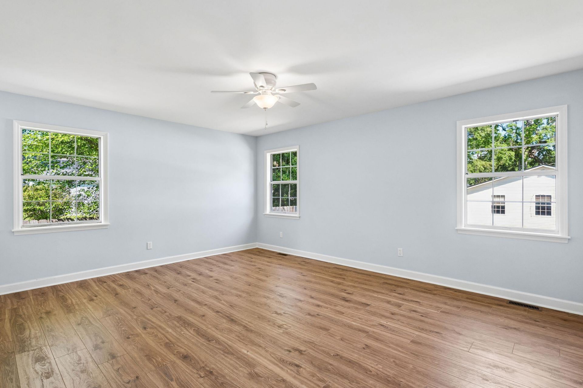 1004 Magnolia Lane Photo 37