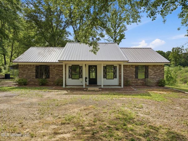 1710 Piggtown Road, Lena, MS 39094
