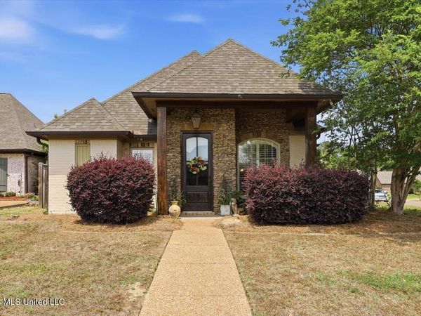 600 Bauxite Cove, Brandon, MS 39047