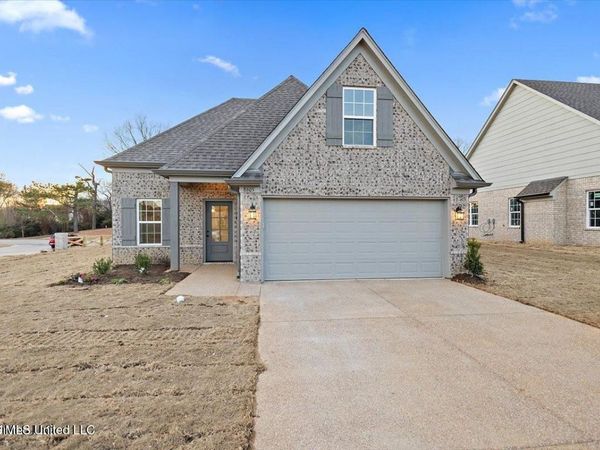 13866 Jack Thomas Boulevard, Olive Branch, MS 38654