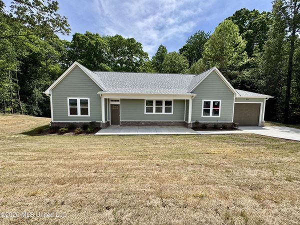 8780 Thunderbird Drive, Hernando, MS 38632