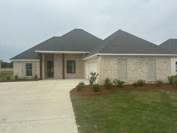 465 Aurora Circle, Canton, MS 39046