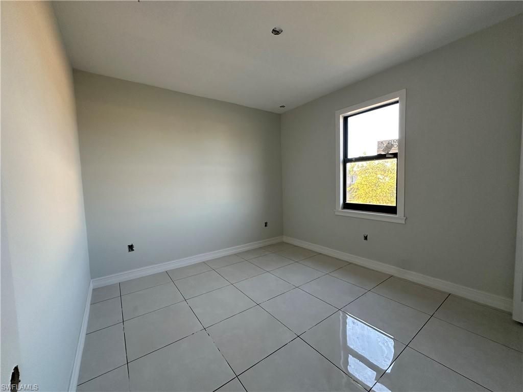 4217 NW 32nd Ter, Cape Coral, FL 33993 Photo