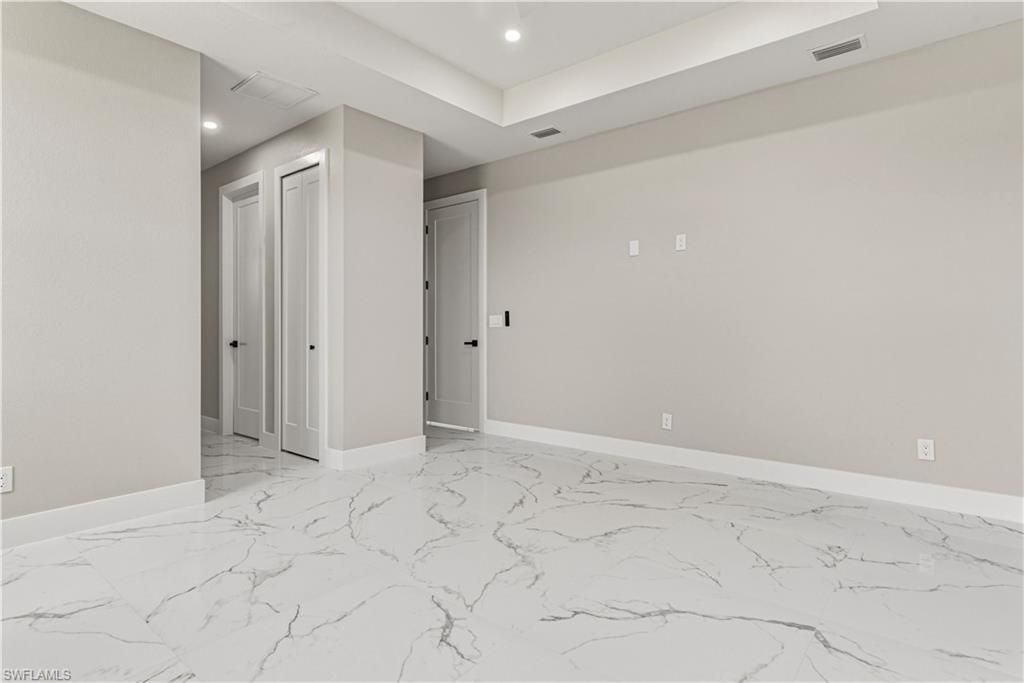 2108 NE 15th Ter, Cape Coral, FL 33909 Photo