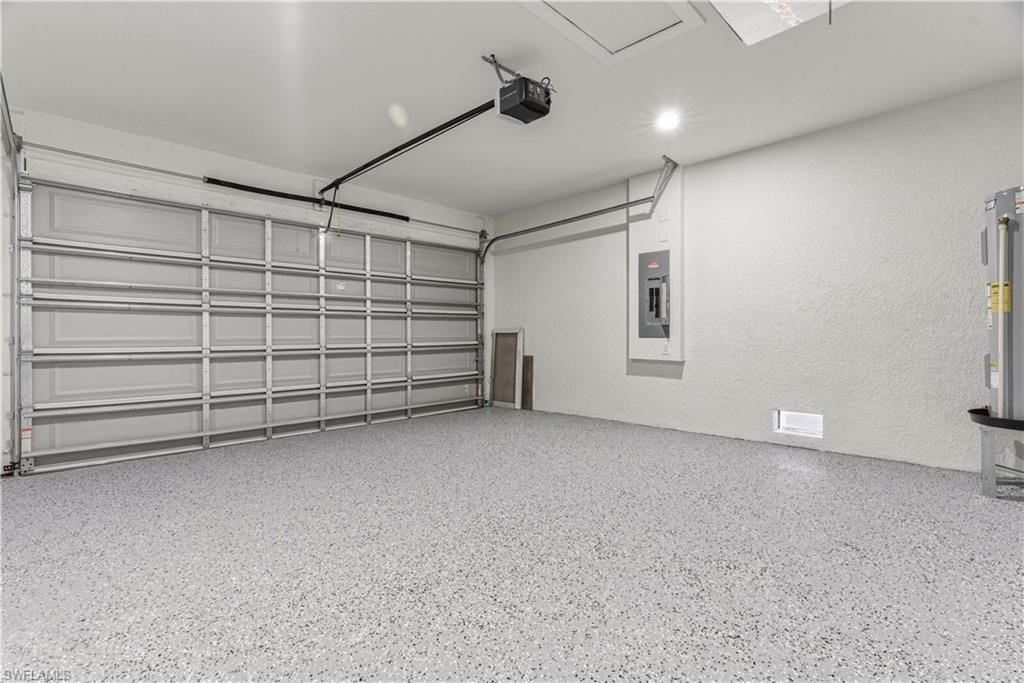 2108 NE 15th Ter, Cape Coral, FL 33909 Photo