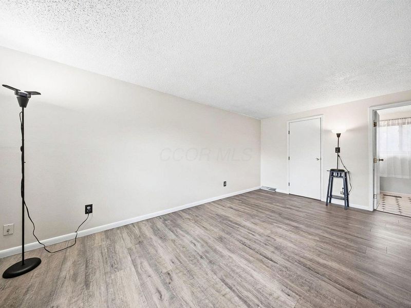 6474 Firethorn Avenue, Reynoldsburg, OH 43068 Photo 34