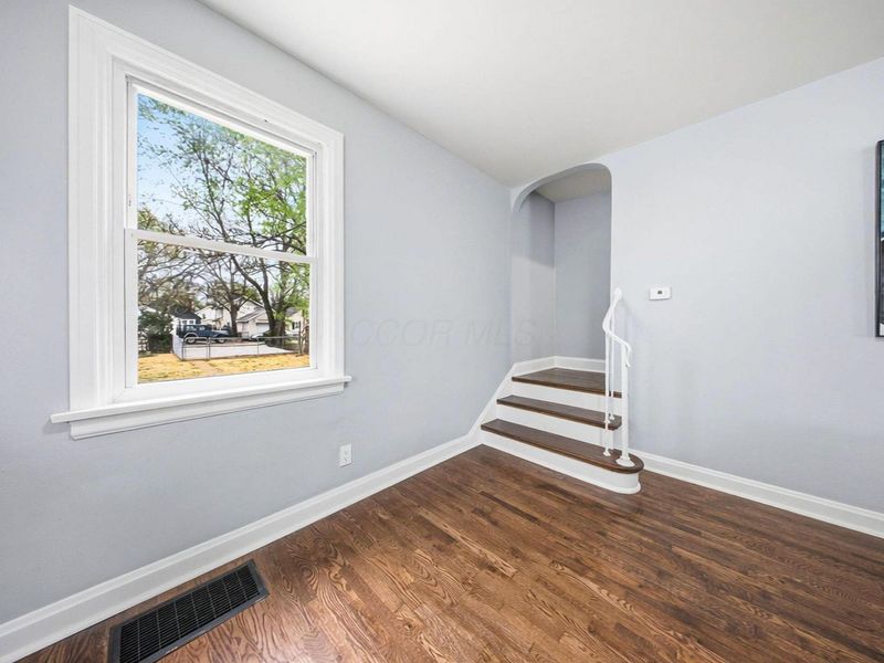 1370 S Champion Avenue, Columbus, OH 43206 Photo 12