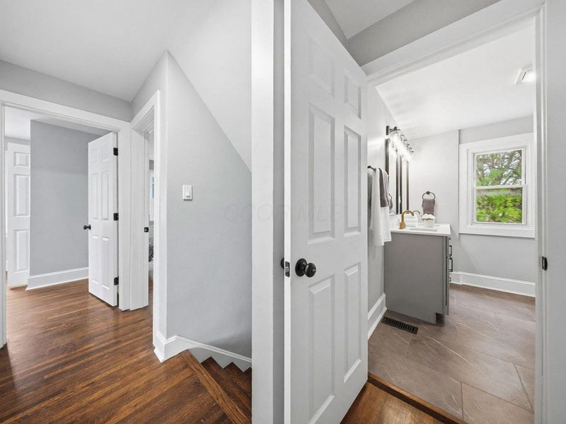 1370 S Champion Avenue, Columbus, OH 43206 Photo 22