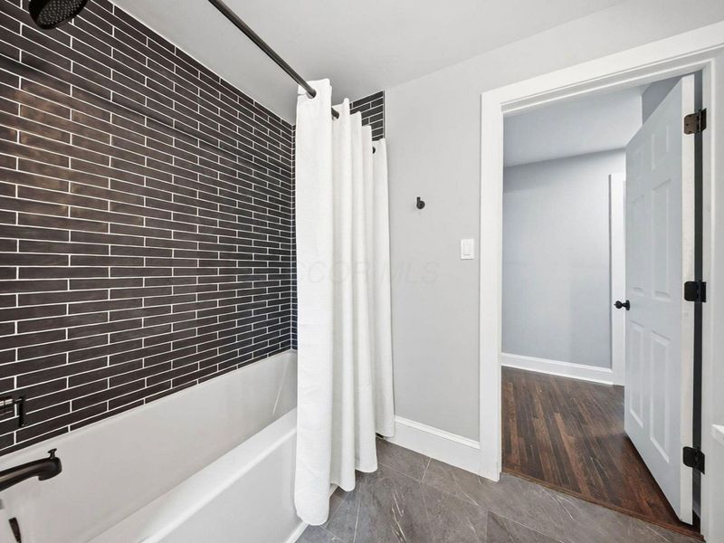 1370 S Champion Avenue, Columbus, OH 43206 Photo 24