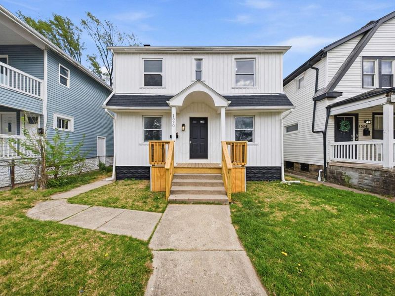 1370 S Champion Avenue, Columbus, OH 43206 Photo 3