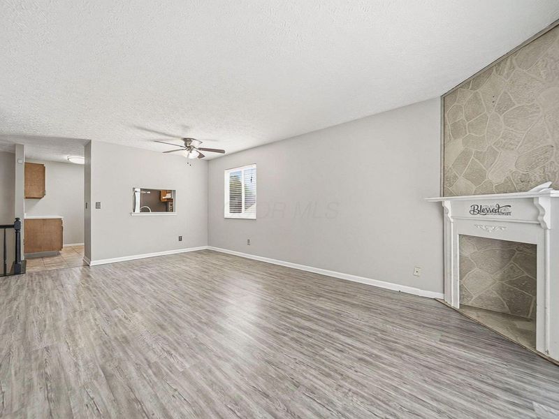 6783 Erindale Drive, Reynoldsburg, OH 43068 Photo 11