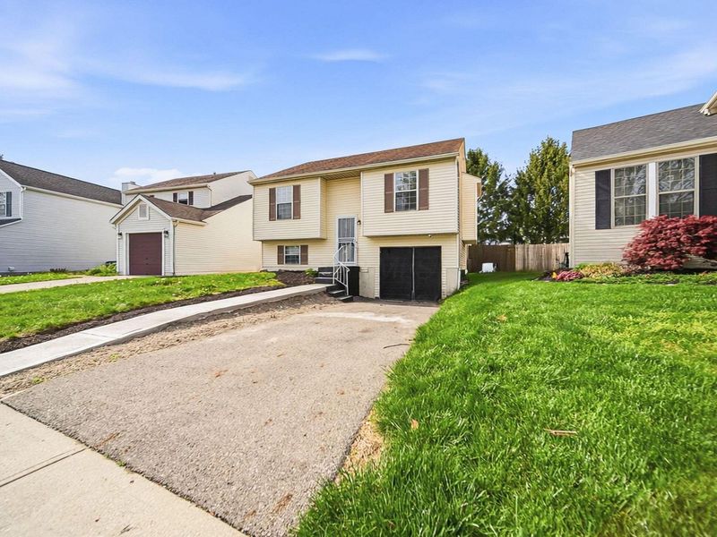 6783 Erindale Drive, Reynoldsburg, OH 43068 Photo 4