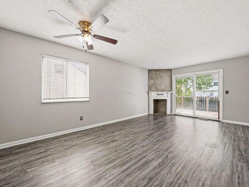 6783 Erindale Drive, Reynoldsburg, OH 43068 Photo 8