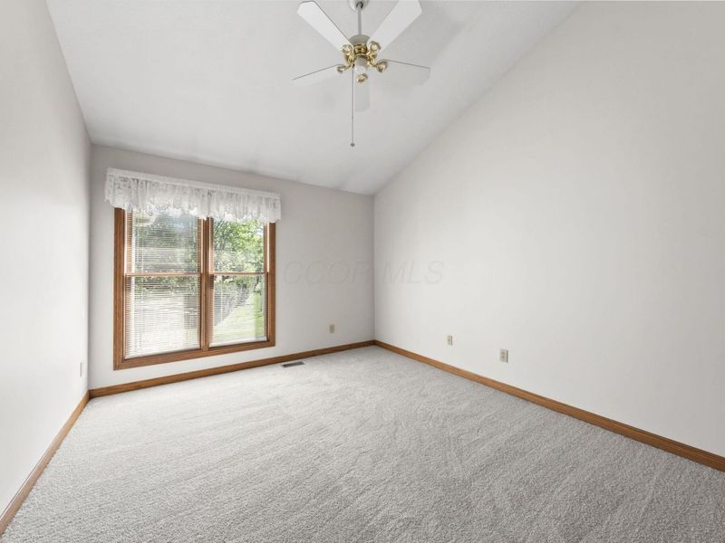 2617 Vi-Lilly Circle W, Grove City, OH 43123 Photo 23