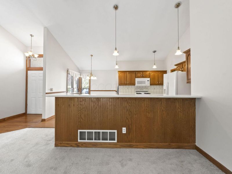 2617 Vi-Lilly Circle W, Grove City, OH 43123 Photo 8