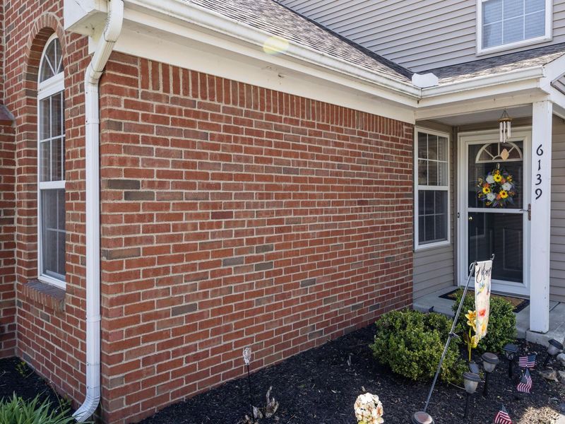 6139 Glenvillage Drive , Dublin, OH 43016 Photo 3