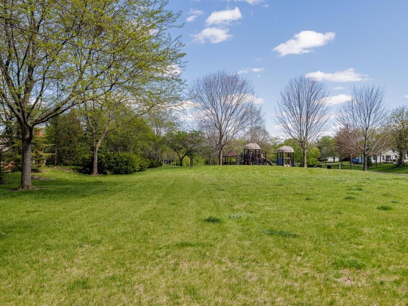 6139 Glenvillage Drive , Dublin, OH 43016 Photo 37