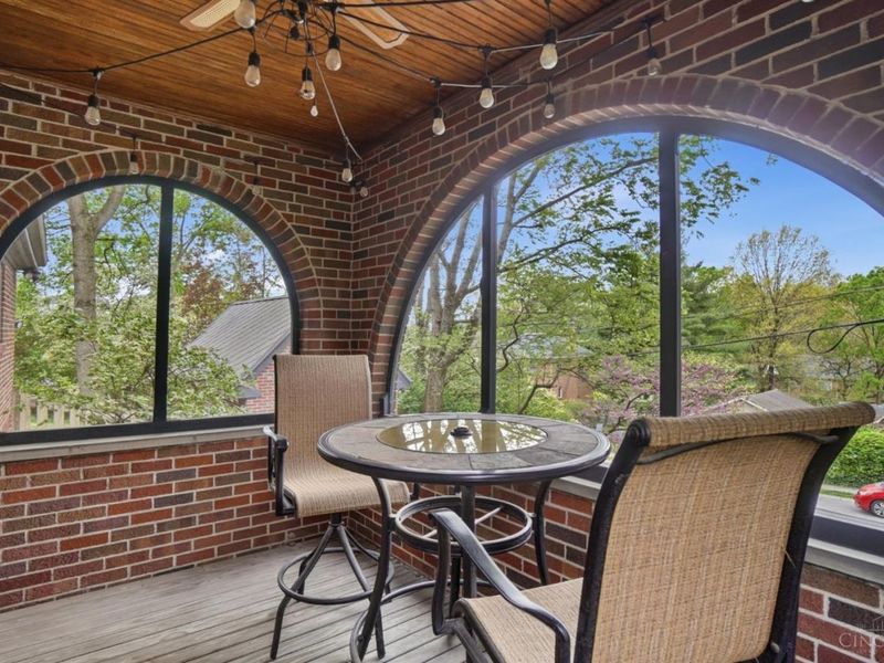 2831 Losantiville Avenue, Cincinnati, OH 45213 Photo 28