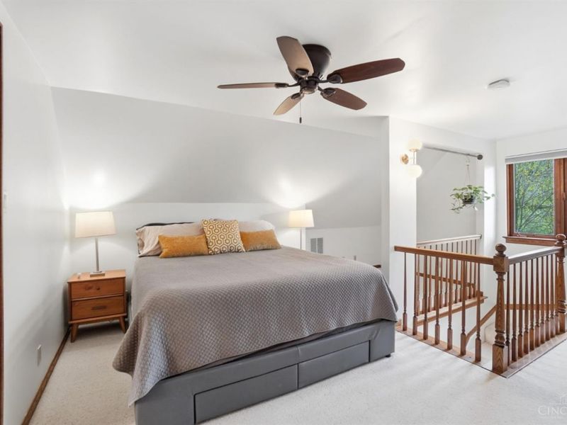 2831 Losantiville Avenue, Cincinnati, OH 45213 Photo 32