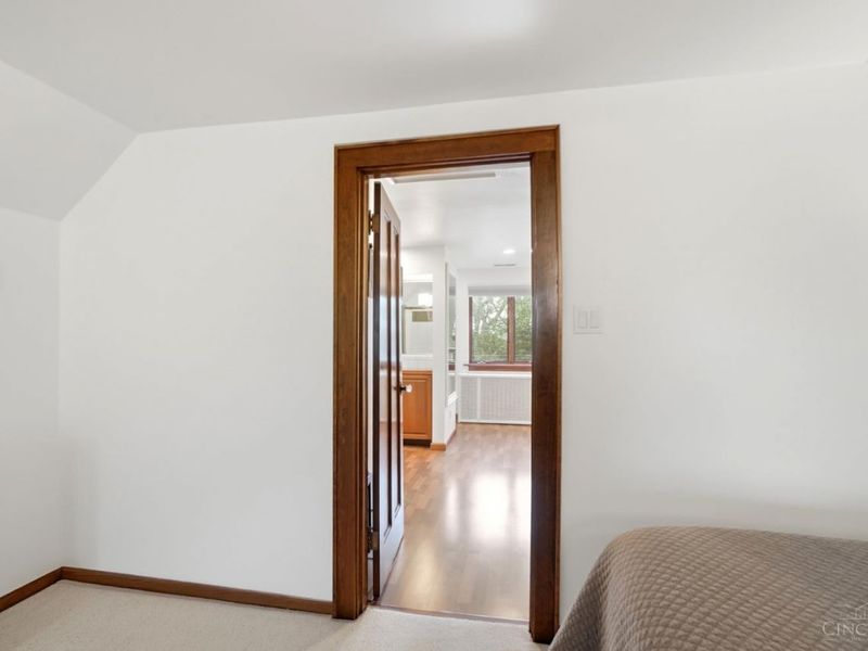 2831 Losantiville Avenue, Cincinnati, OH 45213 Photo 34