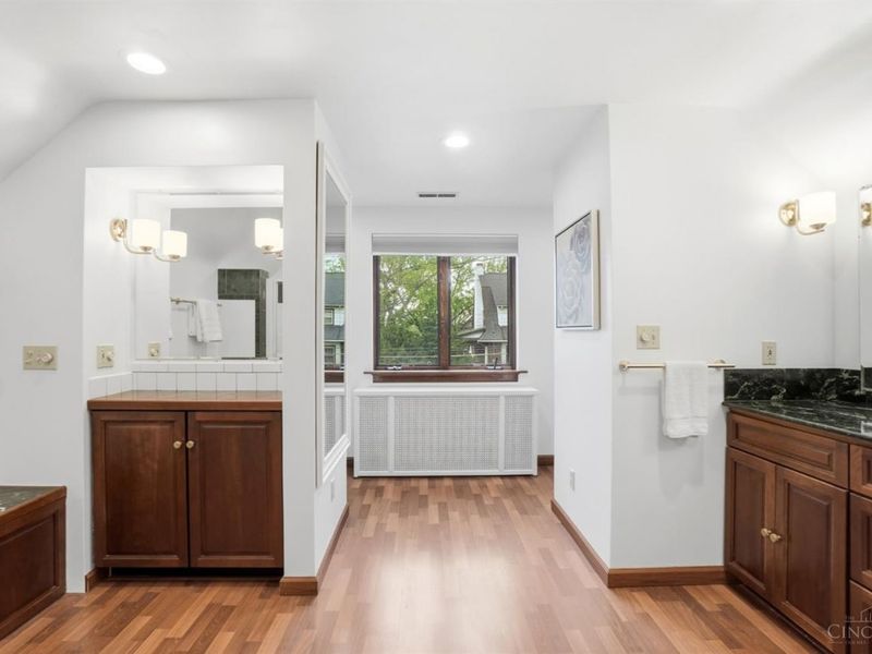 2831 Losantiville Avenue, Cincinnati, OH 45213 Photo 35