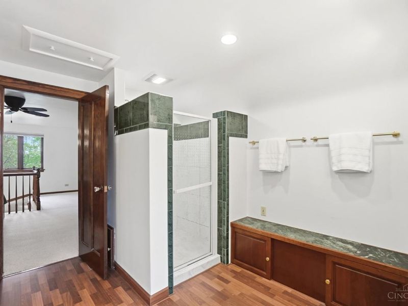 2831 Losantiville Avenue, Cincinnati, OH 45213 Photo 38