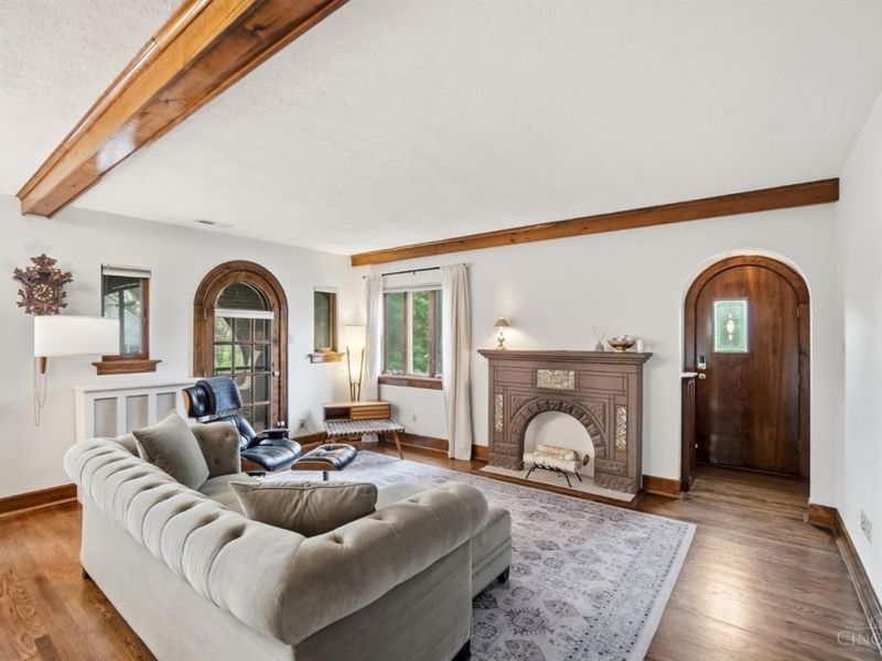 2831 Losantiville Avenue, Cincinnati, OH 45213 Photo 5