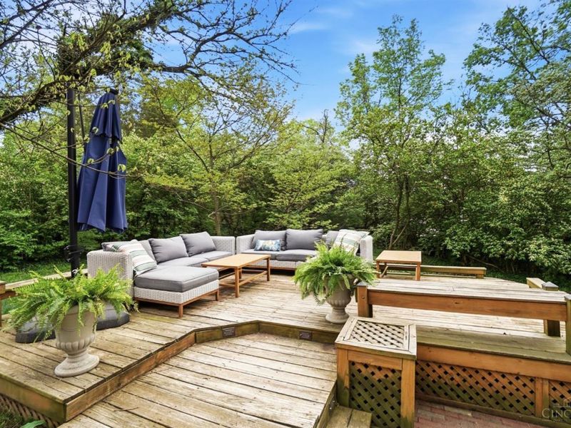 2831 Losantiville Avenue, Cincinnati, OH 45213 Photo 58