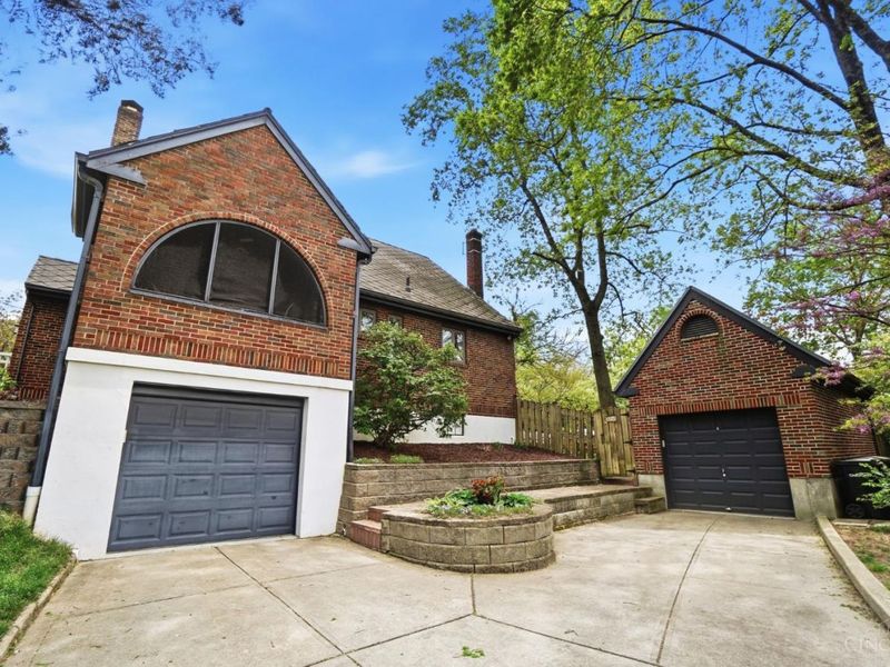 2831 Losantiville Avenue, Cincinnati, OH 45213 Photo 65