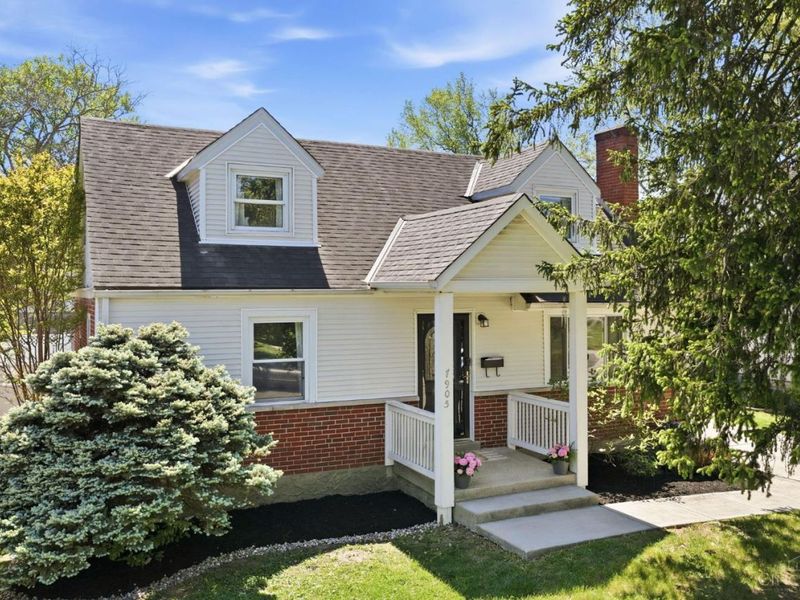 7905 Mapleleaf Drive, Madeira, OH 45243 Photo 1