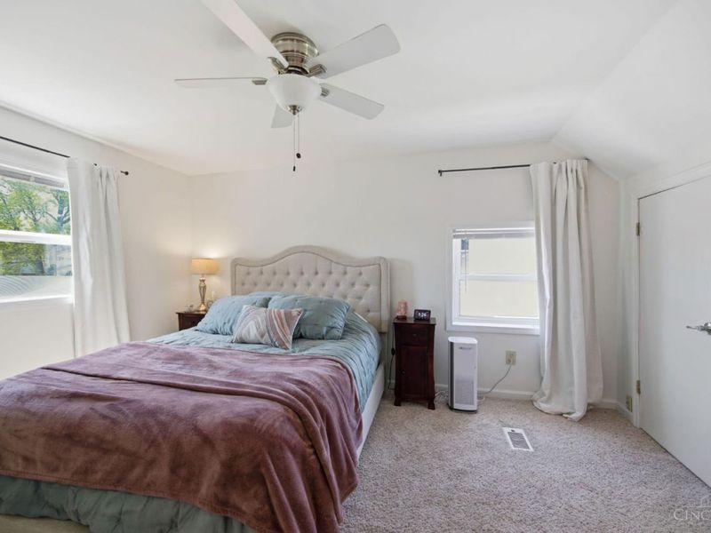 7905 Mapleleaf Drive, Madeira, OH 45243 Photo 19