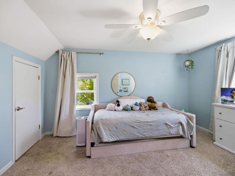 7905 Mapleleaf Drive, Madeira, OH 45243 Photo 26