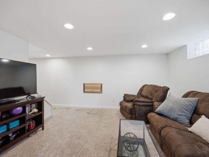 7905 Mapleleaf Drive, Madeira, OH 45243 Photo 33