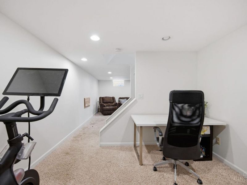 7905 Mapleleaf Drive, Madeira, OH 45243 Photo 35