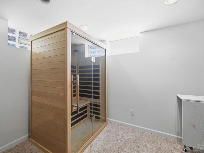 7905 Mapleleaf Drive, Madeira, OH 45243 Photo 36