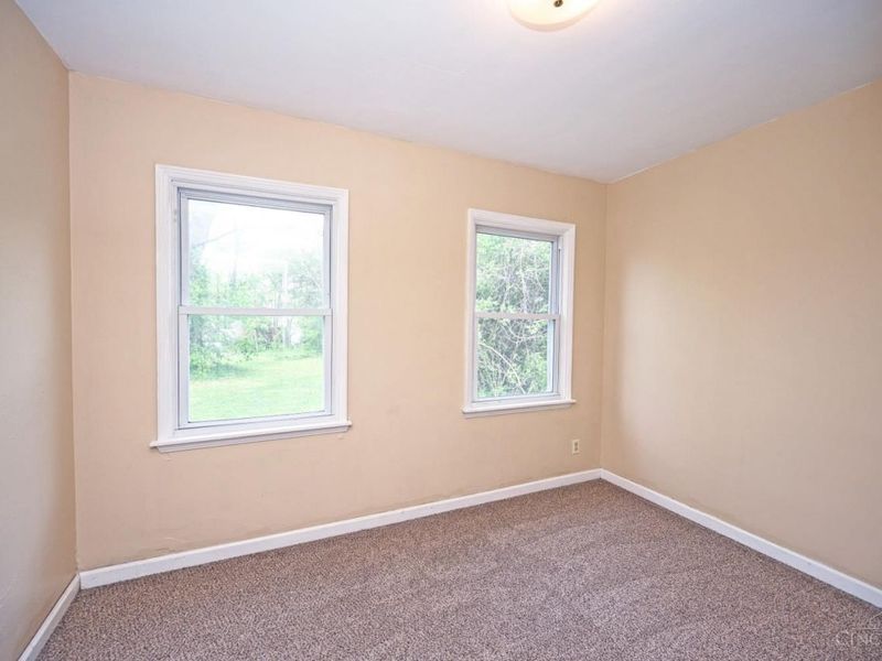 51 Gambier Circle, Greenhills, OH 45218 Photo 16