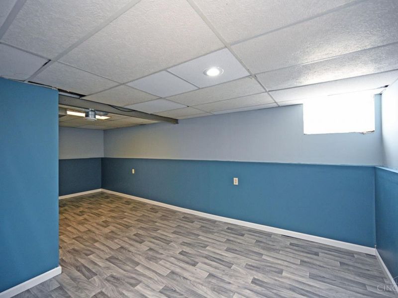 51 Gambier Circle, Greenhills, OH 45218 Photo 22