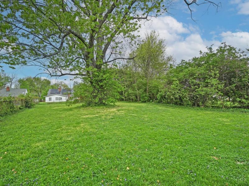 51 Gambier Circle, Greenhills, OH 45218 Photo 26