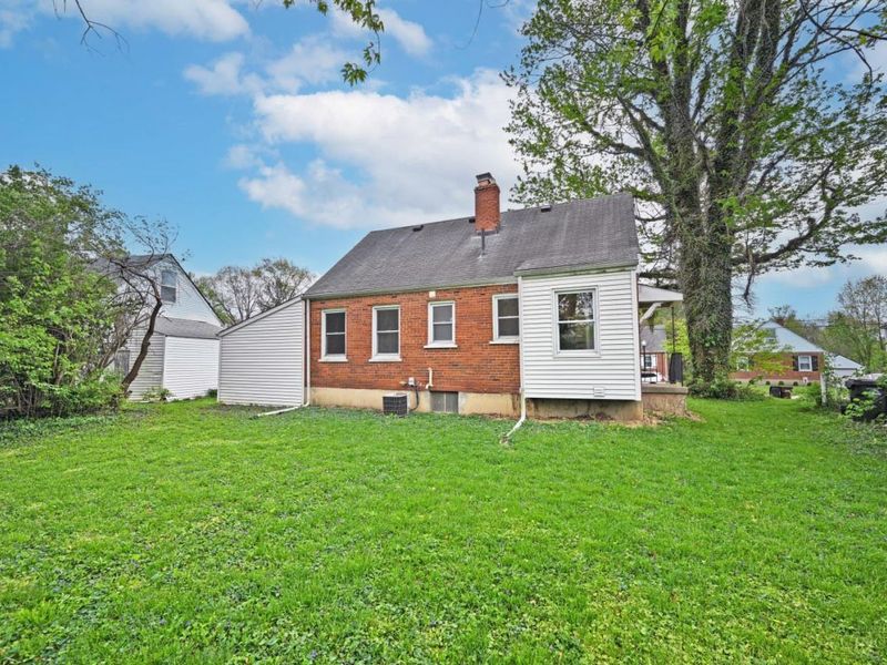 51 Gambier Circle, Greenhills, OH 45218 Photo 28