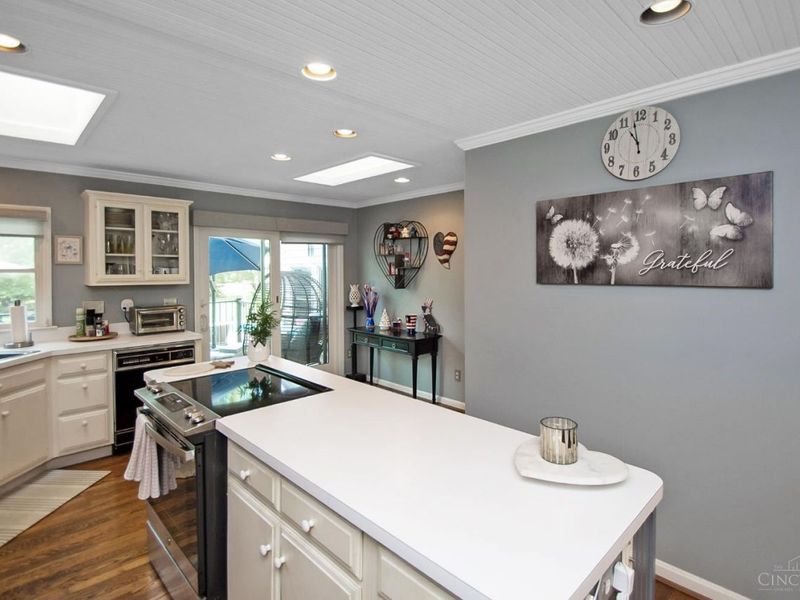 9011 Foxhunter Lane, Symmes Township, OH 45242 Photo 10